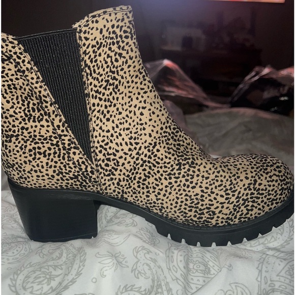 MIA | Cheetah Block Heel Closed Toe Slip On Booties/Boots | NEW!! 🤎🖤 - Picture 8 of 10